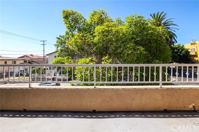 1078 W 10th Street, San Pedro CA: https://media.crmls.org/medias/4d684ed6-dfed-4d31-92ab-0c143254958a.jpg