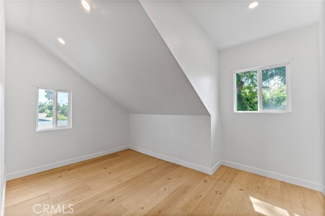 Detail Gallery Image 17 of 32 For 2623 Exposition, Los Angeles,  CA 90018 - 4 Beds | 3 Baths