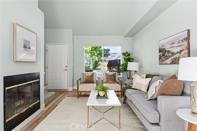Detail Gallery Image 4 of 43 For 1572 Arch Way, Chico,  CA 95973 - 4 Beds | 2 Baths