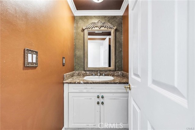 Detail Gallery Image 25 of 36 For 23172 Gainford St, Woodland Hills,  CA 91364 - 3 Beds | 2/1 Baths