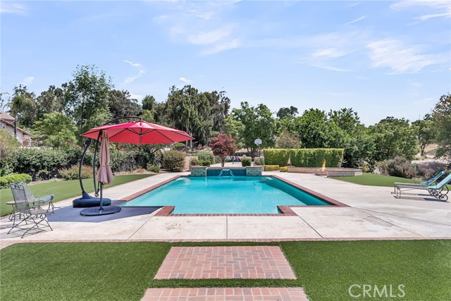 15725 Terraceview Court, Riverside CA: https://media.crmls.org/medias/4d6b4561-662b-48cb-a9a6-5ceedec7443e.jpg
