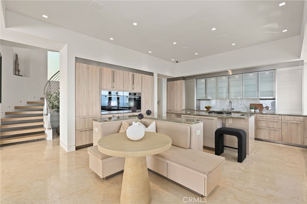 4d6b9992 06f6 40af 980c 38095d22717a