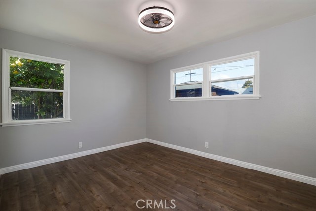 Detail Gallery Image 15 of 23 For 5881 Lemon Ave, Long Beach,  CA 90805 - 2 Beds | 2 Baths