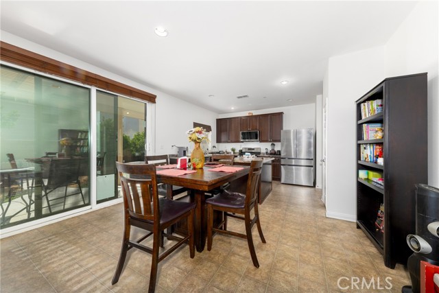 5534 Hartness Court, Fontana CA: https://media.crmls.org/medias/4d6bca6c-9500-4ac6-864f-6c8506250575.jpg