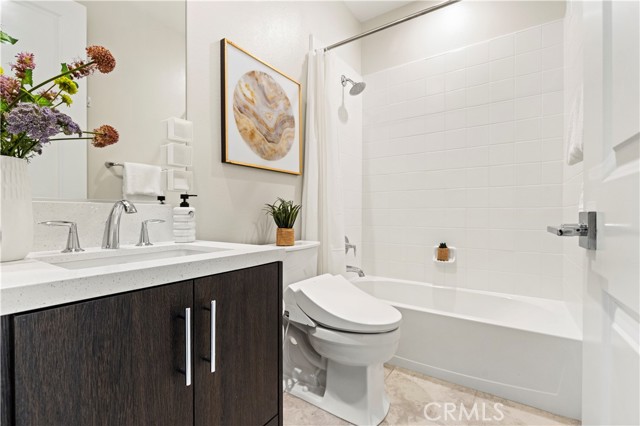 Detail Gallery Image 28 of 42 For 161 Walworth, Lake Forest,  CA 92630 - 5 Beds | 5 Baths