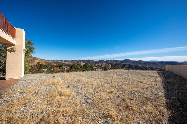 9455 Hierba Road, Agua Dulce, California 91390, 5 Bedrooms Bedrooms, ,5 BathroomsBathrooms,Single Family Residence,For Sale,Hierba,SR25008894