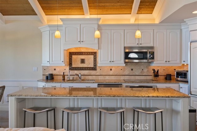 Detail Gallery Image 7 of 41 For 2251 Shell Beach Rd #19,  Pismo Beach,  CA 93449 - 2 Beds | 2 Baths