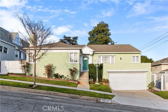 Detail Gallery Image 1 of 1 For 5528 Harcross Dr, Los Angeles,  CA 90043 - 4 Beds | 2 Baths