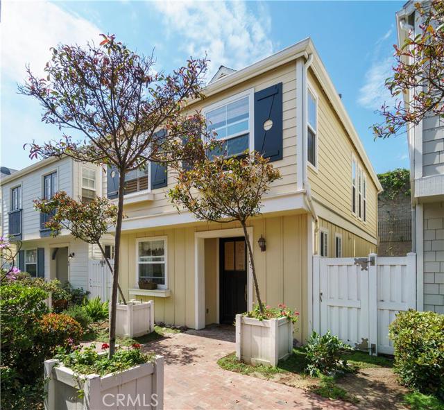 1800 Pacific Coast Highway, Redondo Beach, California 90277, 3 Bedrooms Bedrooms, ,1 BathroomBathrooms,Residential,Sold,Pacific Coast,SB16135521