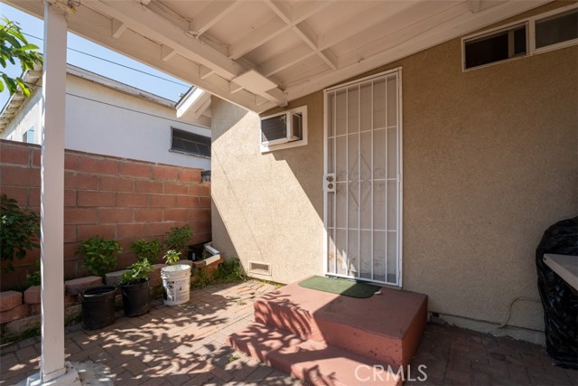 Detail Gallery Image 19 of 24 For 2330 W Lincoln St, Long Beach,  CA 90810 - 3 Beds | 2 Baths