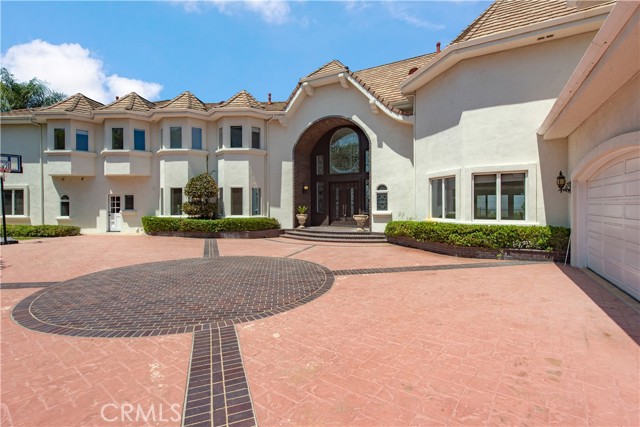 2836 N Kingsgate Drive, Orange CA: https://media.crmls.org/medias/4d6e307b-0699-4467-81e2-15f7ffc30d2a.jpg