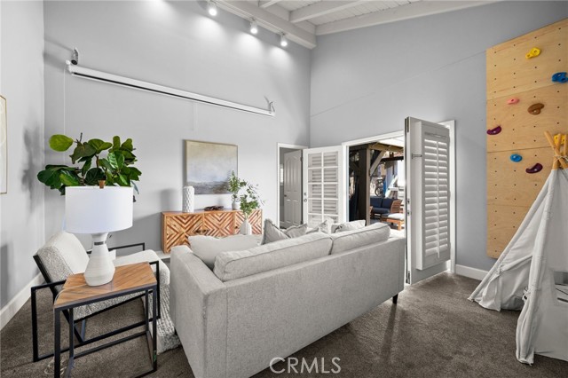 19529 Donora Avenue, Torrance CA: https://media.crmls.org/medias/4d6e6669-709c-4860-9667-d9c0b683f210.jpg