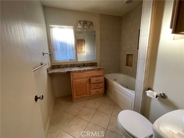 857 Encino Way photo 17