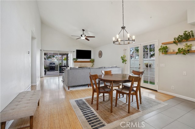 1027 W Rainbow Falls Way, Orange CA: https://media.crmls.org/medias/4d6f061e-3a2e-4cef-a0b2-43f7d6263450.jpg