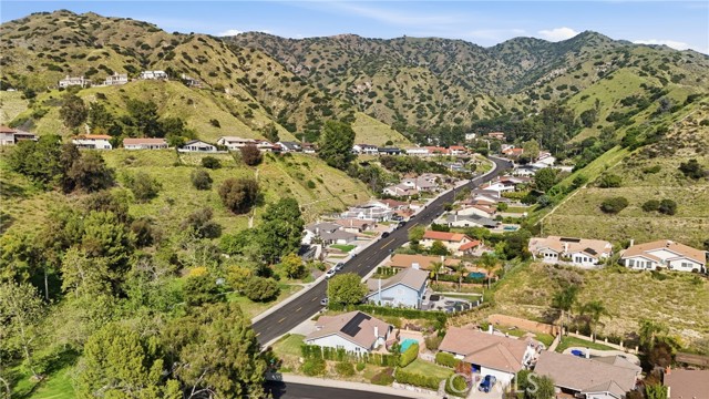Detail Gallery Image 32 of 39 For 3240 Brace Canyon, Burbank,  CA 91504 - 3 Beds | 2/1 Baths