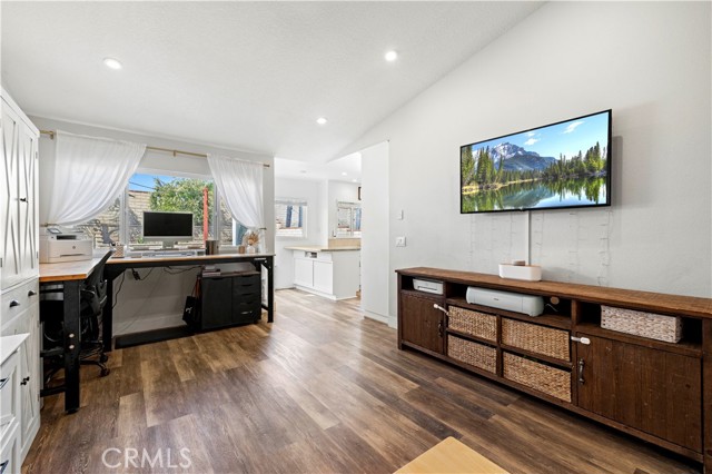 Image 18 of 42 For 27724 Crookshank Drive