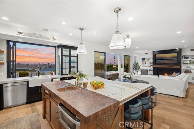 807 Aleppo Street, Newport Beach CA: https://media.crmls.org/medias/4d6fcfe9-49cb-4681-8f5e-e8017dcadf1a.jpg