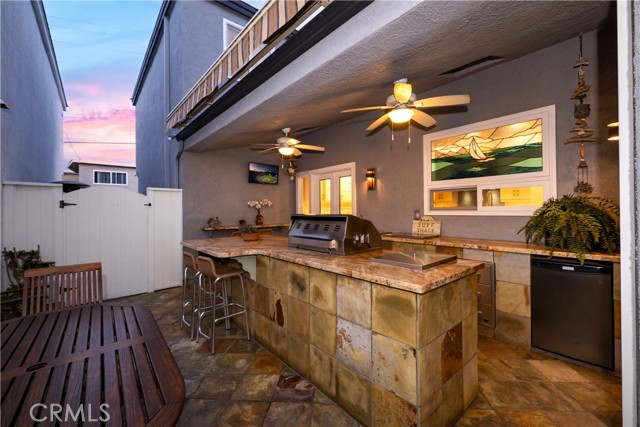 Image 54 of 72 For 1713 Electric Avenue