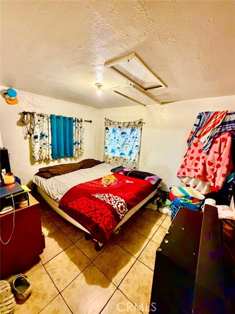 Detail Gallery Image 8 of 28 For 1454 E 50th, Los Angeles,  CA 90011 - – Beds | – Baths