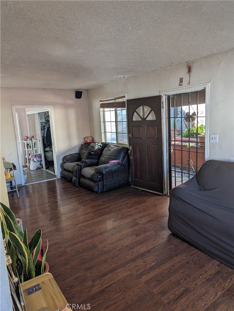 1252 N Bonnie Beach Place