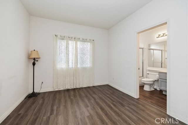 Detail Gallery Image 12 of 32 For 23685 Coldwater Ct, Moreno Valley,  CA 92557 - 5 Beds | 3/1 Baths