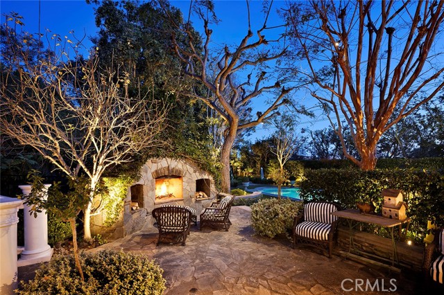 1 San Mateo Way, Corona del Mar CA: https://media.crmls.org/medias/4d7340d7-607b-4b77-9a9d-40ada955f5e8.jpg