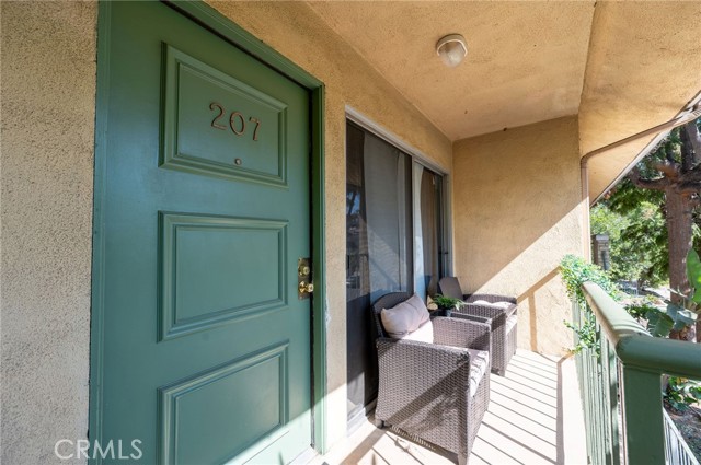 Detail Gallery Image 26 of 54 For 121 Sinclair Ave #207,  Glendale,  CA 91206 - 2 Beds | 2 Baths