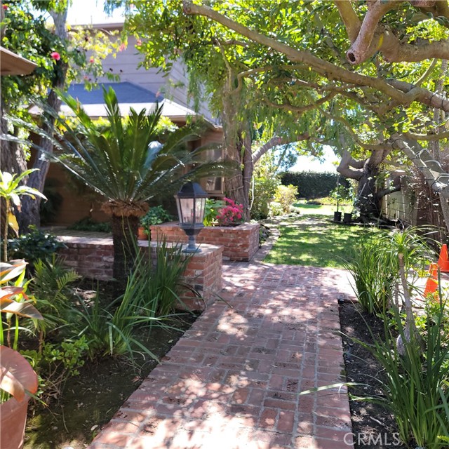 Detail Gallery Image 5 of 25 For 1100 Bel Air Pl, Bel Air,  CA 90077 - 6 Beds | 7/1 Baths