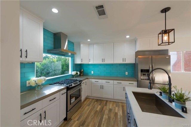 Detail Gallery Image 7 of 24 For 94 Marathon Rd, Altadena,  CA 91001 - – Beds | – Baths
