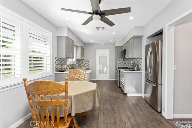 Detail Gallery Image 9 of 34 For 12885 Lantana, Yucaipa,  CA 92399 - 2 Beds | 2 Baths