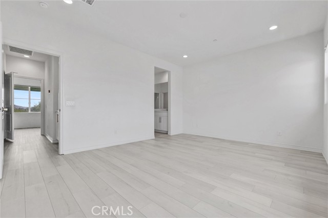 1245 Oliva, Duarte CA: https://media.crmls.org/medias/4d784d96-bfa3-421e-97d8-184004410482.jpg