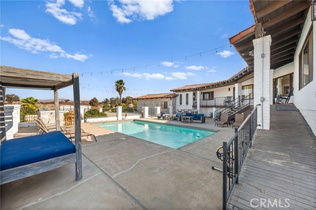 38225 Camino Sierra Road, Temecula CA: https://media.crmls.org/medias/4d78e009-b059-4563-b8af-10240b97fe51.jpg