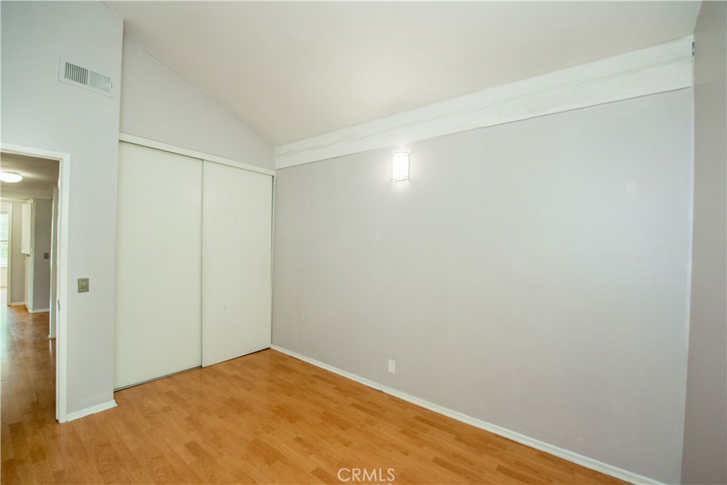 https://media.crmls.org/medias/4d79c25b-3013-45e2-847b-0eec2c825731.jpg?preset=X-Large