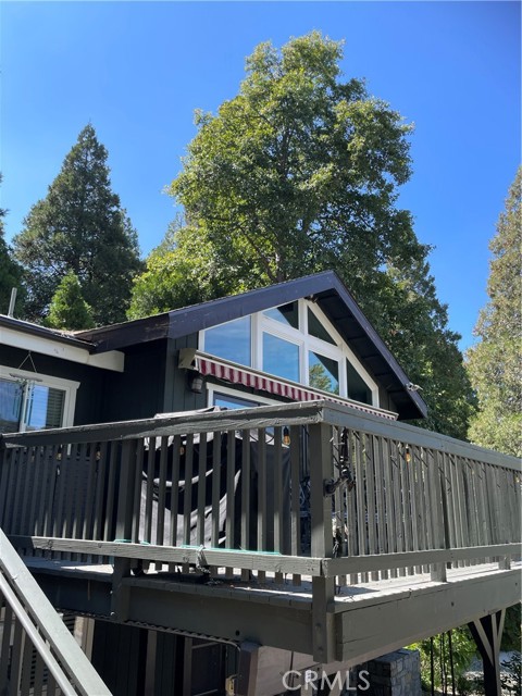 24379 San Moritz, Crestline, CA 92325