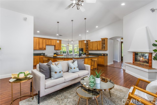 Detail Gallery Image 20 of 56 For 34879 Olive Tree Ln, Yucaipa,  CA 92399 - 3 Beds | 2/1 Baths