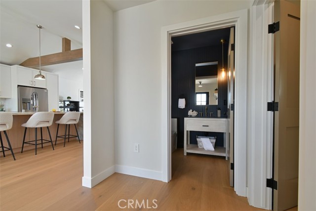 Detail Gallery Image 4 of 50 For 7907 Vicksburg, Los Angeles,  CA 90045 - 4 Beds | 3/1 Baths