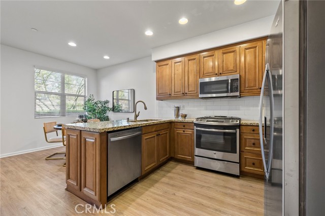 Detail Gallery Image 13 of 35 For 922 E Baseline Rd, Claremont,  CA 91711 - 3 Beds | 2/1 Baths