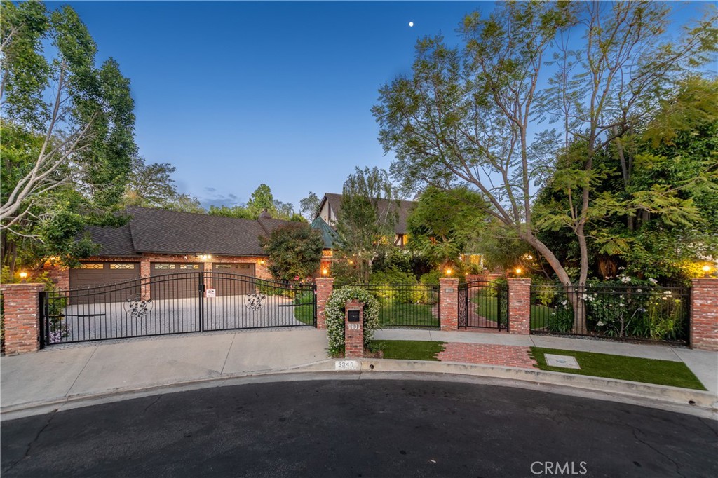 5340 Calvin Avenue