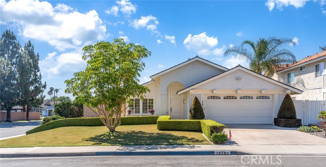 14181 Moore Ct., Irvine CA: https://media.crmls.org/medias/4d7a8615-2a73-44e4-9fe4-dce93edb9f12.jpg