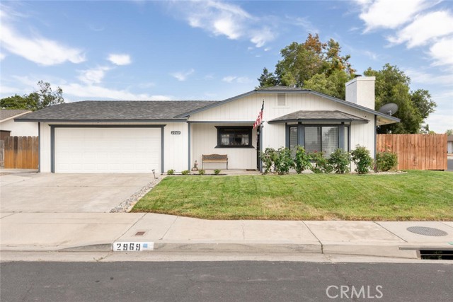 Detail Gallery Image 1 of 1 For 2969 Stanford Ave, Clovis,  CA 93611 - 3 Beds | 2 Baths