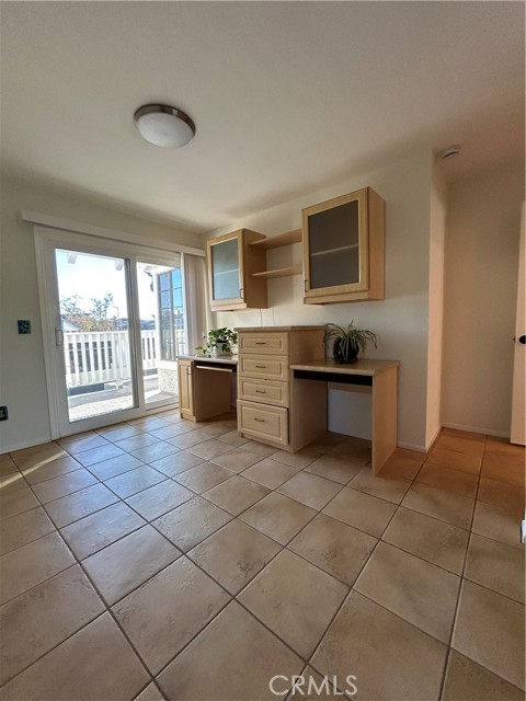 Detail Gallery Image 12 of 23 For 4682 Warner, Huntington Beach,  CA 92649 - 2 Beds | 2 Baths