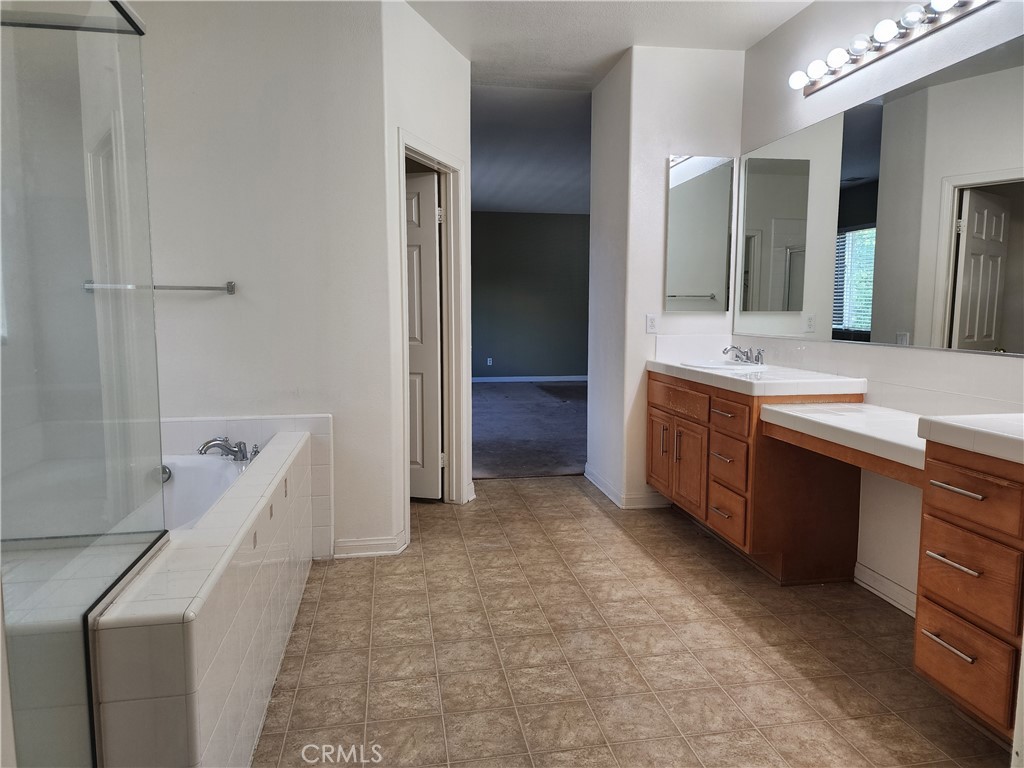 MLS #SW25174210 img 13