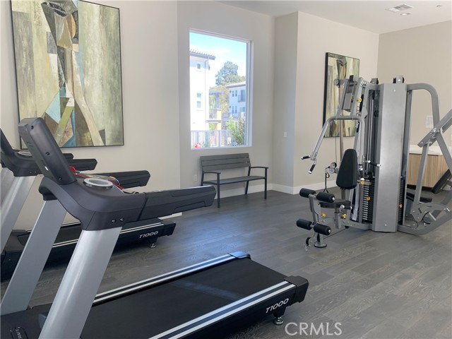 6 Bethpage Lane, Phillips Ranch CA: https://media.crmls.org/medias/4d7da7fc-431e-42c6-8eef-0118da551a2b.jpg
