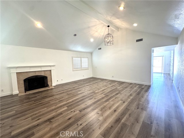 4393 Via Majorca, Cypress CA: https://media.crmls.org/medias/4d7f7eb1-23a3-4b9b-878d-72a015911e99.jpg