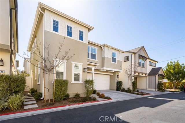 Detail Gallery Image 3 of 45 For 947 Aurora Ln, Costa Mesa,  CA 92626 - 3 Beds | 2/1 Baths
