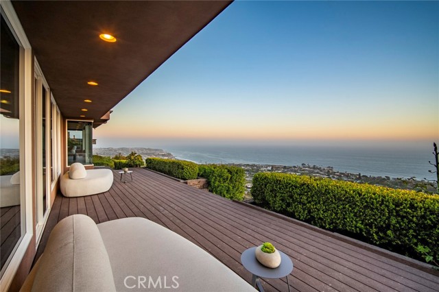 Detail Gallery Image 9 of 11 For 32131 Sea Island Dr, Dana Point,  CA 92629 - 4 Beds | 3 Baths