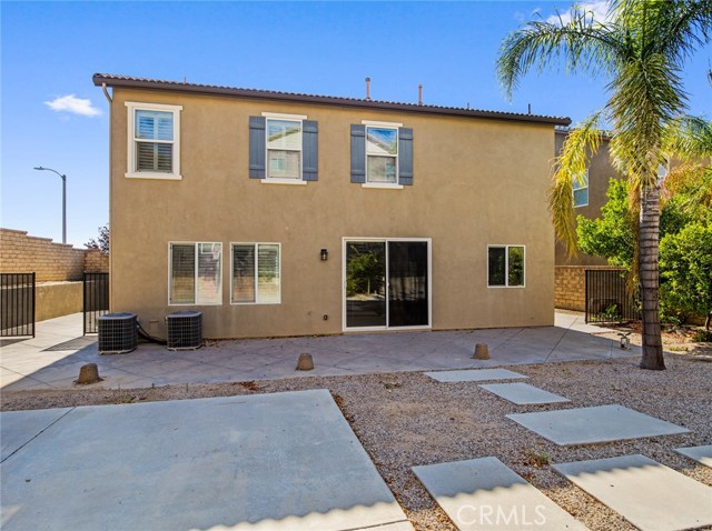28002 Kenny Lane, Saugus CA: https://media.crmls.org/medias/4d8048ed-c374-4488-b5f4-c246e1522693.jpg