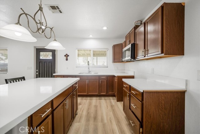 14928 Yucca Avenue, Fontana CA: https://media.crmls.org/medias/4d814ee9-3eb2-4298-bcf7-3030991970ad.jpg