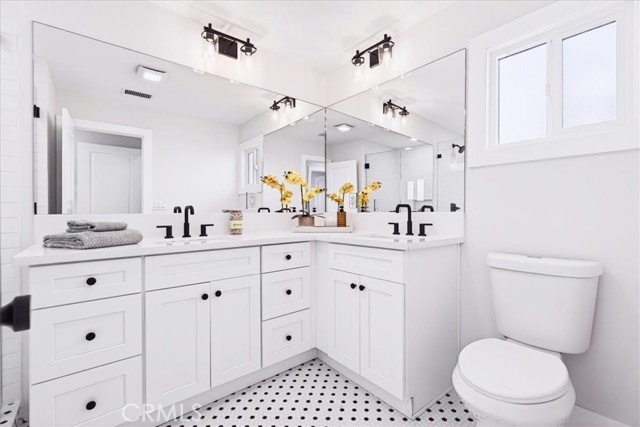 1254 Sanborn Avenue, Los Angeles CA: https://media.crmls.org/medias/4d819454-8911-4f02-a6b0-74d54b99a385.jpg