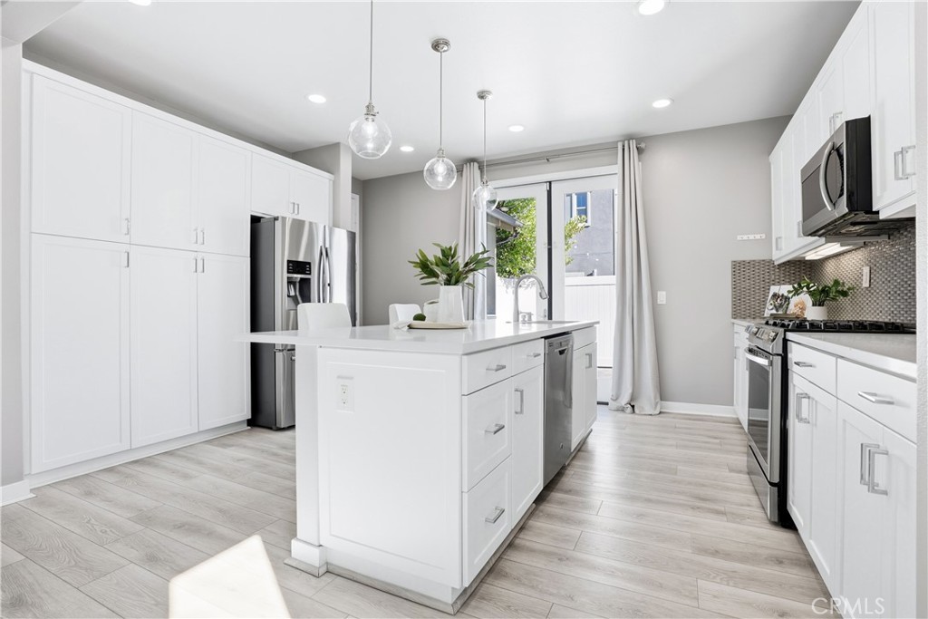 MLS #OC25269720 image #5